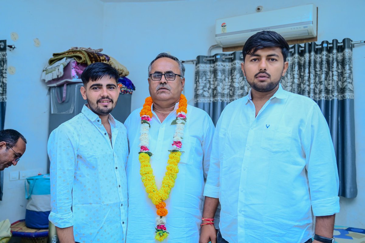 थार की अपनायत के मिशाल, 36 कौम की बुलंद आवाज, पूर्व कांग्रेस जिला अध्यक्ष, शिव के कर्ता धर्ता, सरहद के सुल्तान आदरणीय फतेह खान जी को जन्मदिन की बहुत बहुत शुभकामनाएं 🎉👑 <a href="/fatehkhaninc/">Fateh Khan</a> 
<a href="/roynsuibarmer/">Ray chand khangat</a>