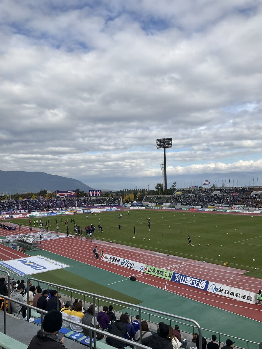 aston129's tweet photo. やー今日もいい天気
jクラでもするか？
#jクラ 
明日からがんばろっと https://t.co/r4TEoOxasJ