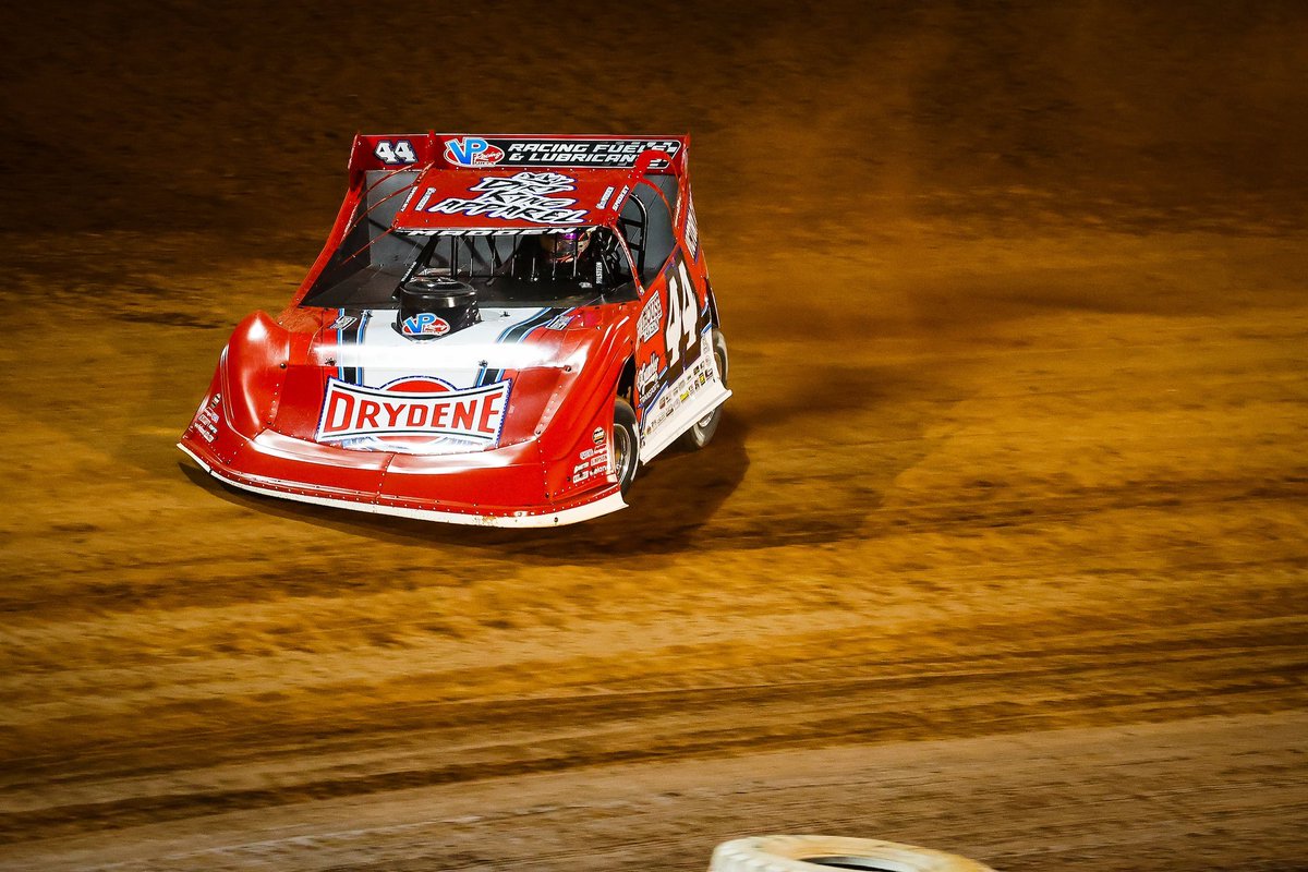 WintersRears's tweet photo. Congratulations @ChrisMadden44 on winning the @WorldFinals finale! Smokey topped and all #wintersequipped podium with @RThornton20rt finishing P2 and @MikeMarlar P3! #wintersperformance since 1958 https://t.co/MytNFK8ZHD