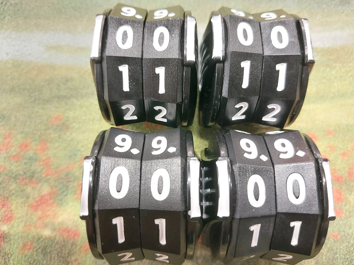 ファウンデーションズのStarter Collectionに付属しているクリック式