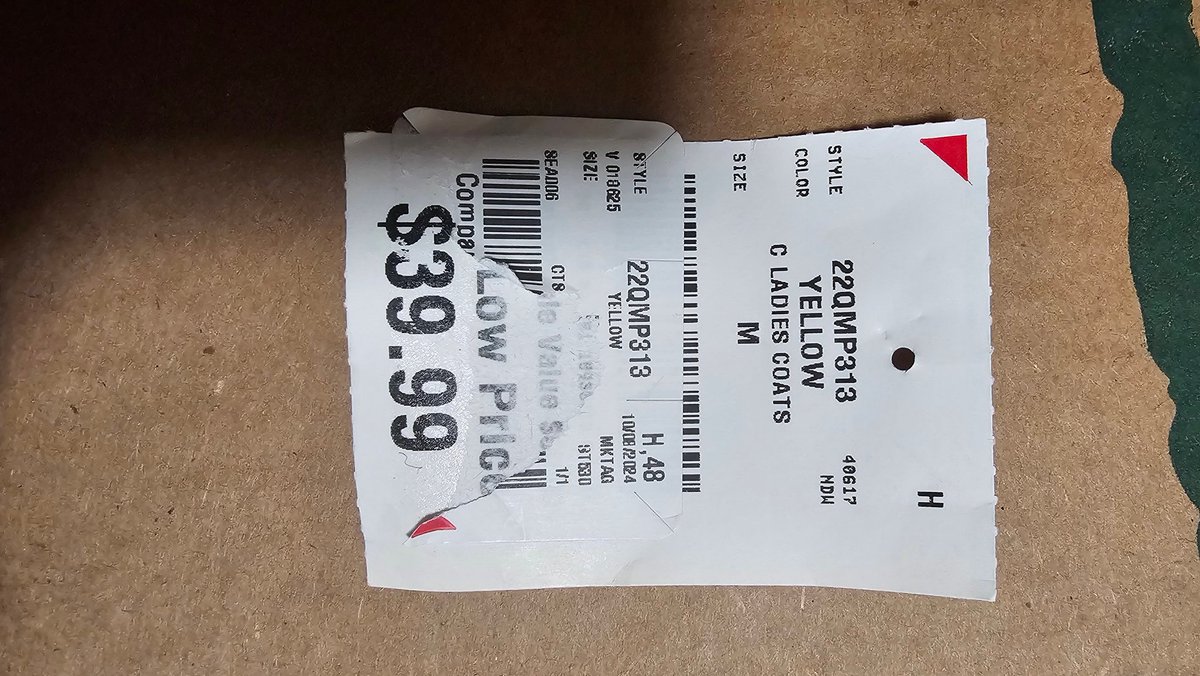 aprezzato's tweet photo. Hey @Burlington love how you cover up a cheaper price with a more expensive one. Bought a coat for my wife at $10 more than original cost. Spoke with a manager and got yelled at for discovering their secret lower price sticker. I thought only egg suppliers did that. #eggspensive https://t.co/PQJODXAERH