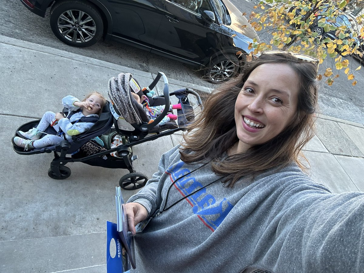 The McSluss ladies out doing our part! 💪🏼💪🏼💪🏼