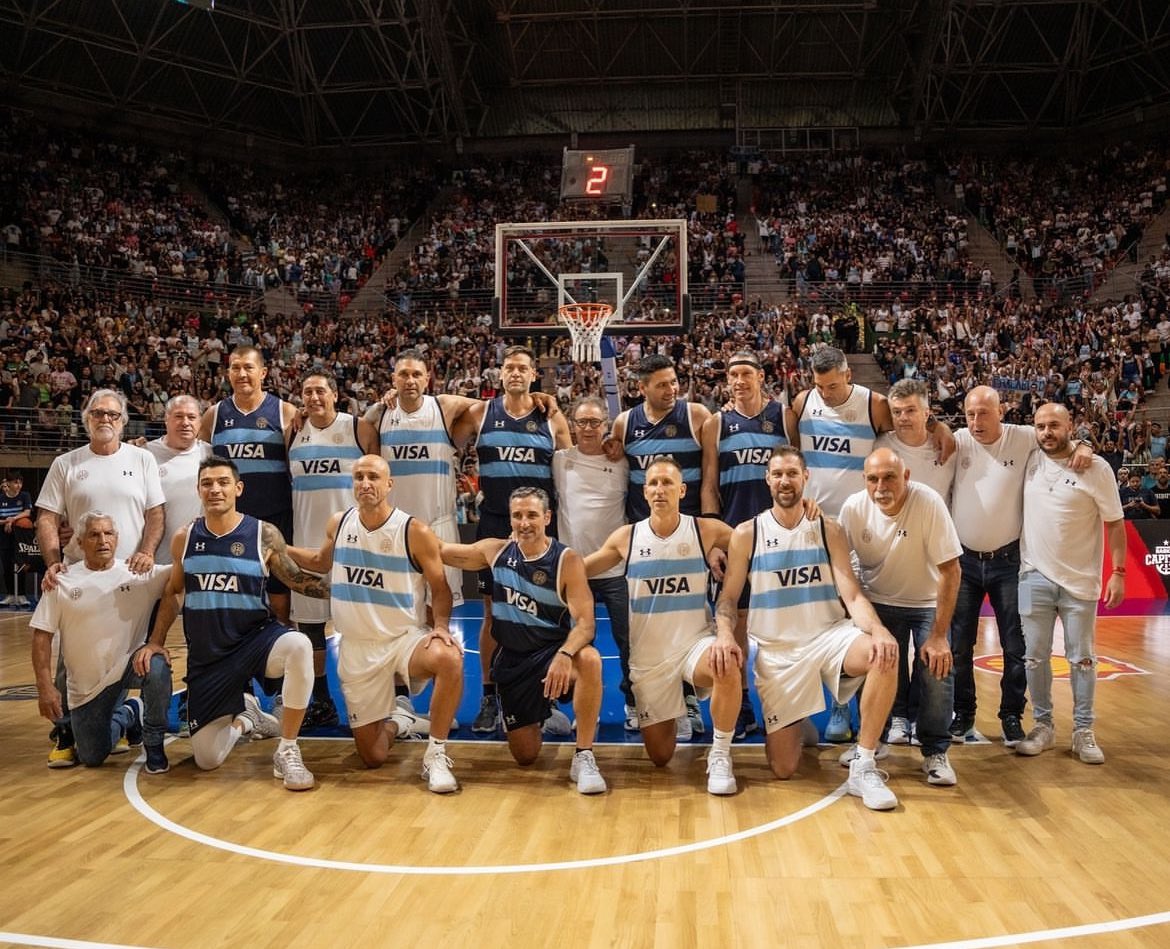 msmvillalba's tweet photo. algunas cosas nunca cambian 🥇🇦🇷 #GeneracionDorada https://t.co/jQLrSzVCcI