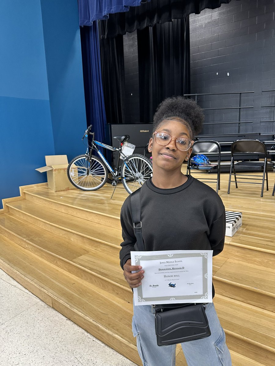 Tameshia Adams (Singleton) tweet media