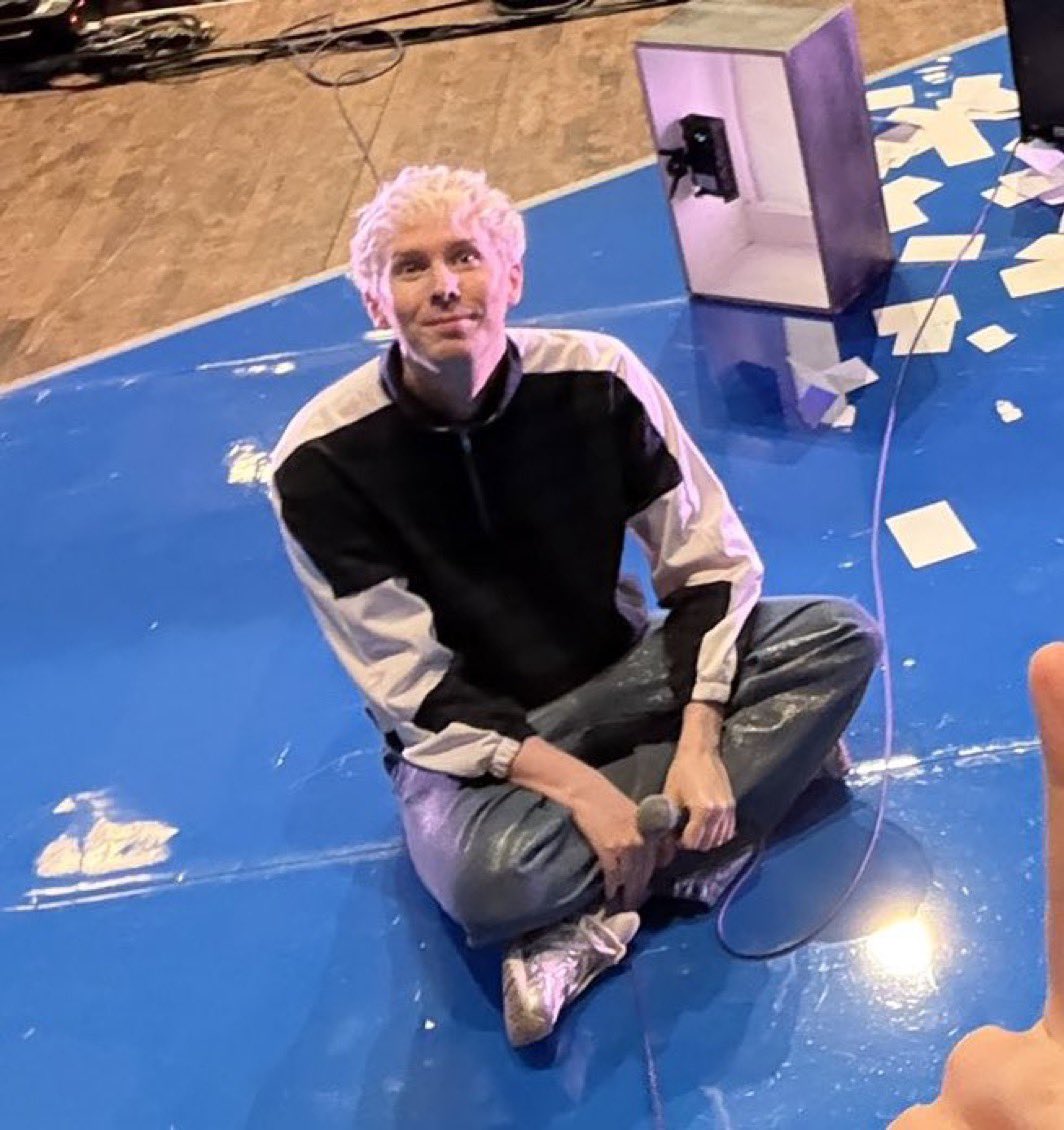 galaxyofphil's tweet photo. No one talk to me 🥲🥲🥲🩷🩷🩷 https://t.co/p9xDRpdFVW