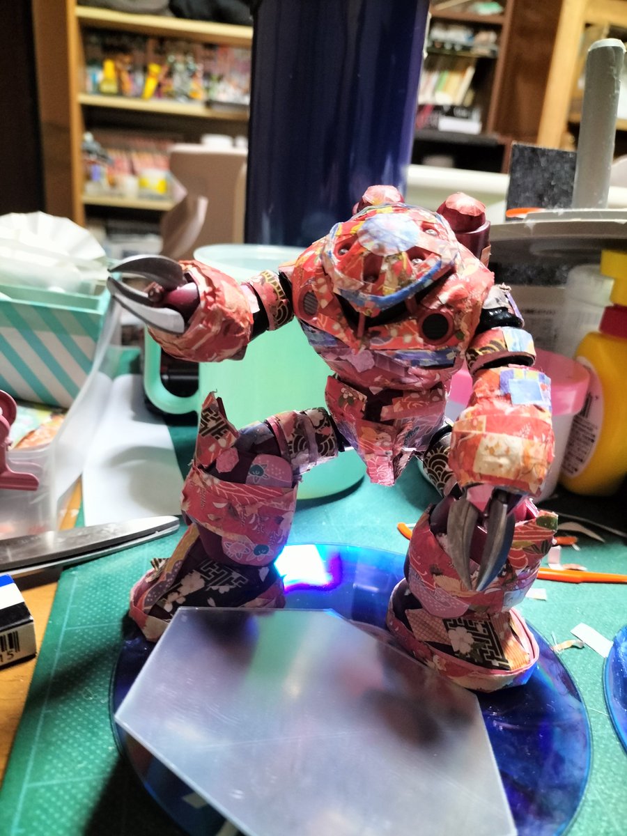 azinishiki's tweet photo. 脳梗塞かならの復帰2作目origamiズゴック
左半身麻痺 なれど製作してます 😁 https://t.co/Y2VeEc1Yic