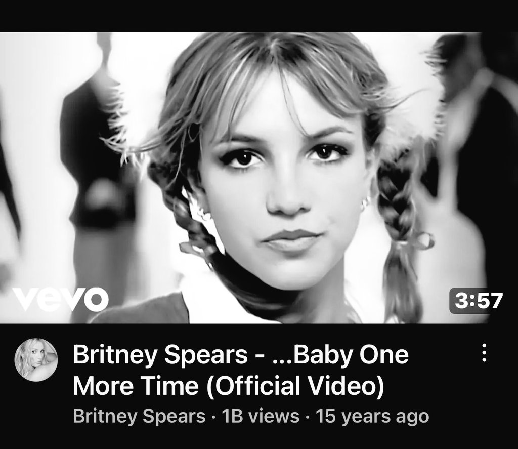 IT'S BRITNEY, BITCH!!! 🥂🍾