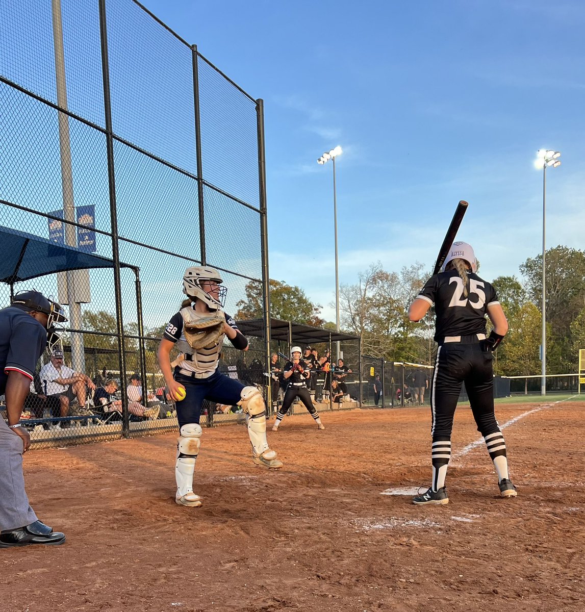 ReaganMartin_28's tweet photo. Great Day 1 for @TeamNCTB going 3-0 playing up in 16U Supers at 🍁Scenic City🍁. Our team had 22 hits, 15 RBIs and pitching was 🔥🔥🔥. I played SS/2B/C and had my first 💣 of the fall season. Thank you to all the coaches who came by and watched us play. We play tomorrow at 1100 and 330 Field 11 @ Camp Jordan. 

@TeamNCSoftball @ConnectSports_ 
@ExtraInningSB 
@los_stuff @IHartFastpitch 
@D1Softball @SoftbalAmerica 
@AKHSSoftball @gatorjack72 @SoftballDown @SoftballClips @CoastRecruits @CoastRecruitsSB @fastpitchwatch