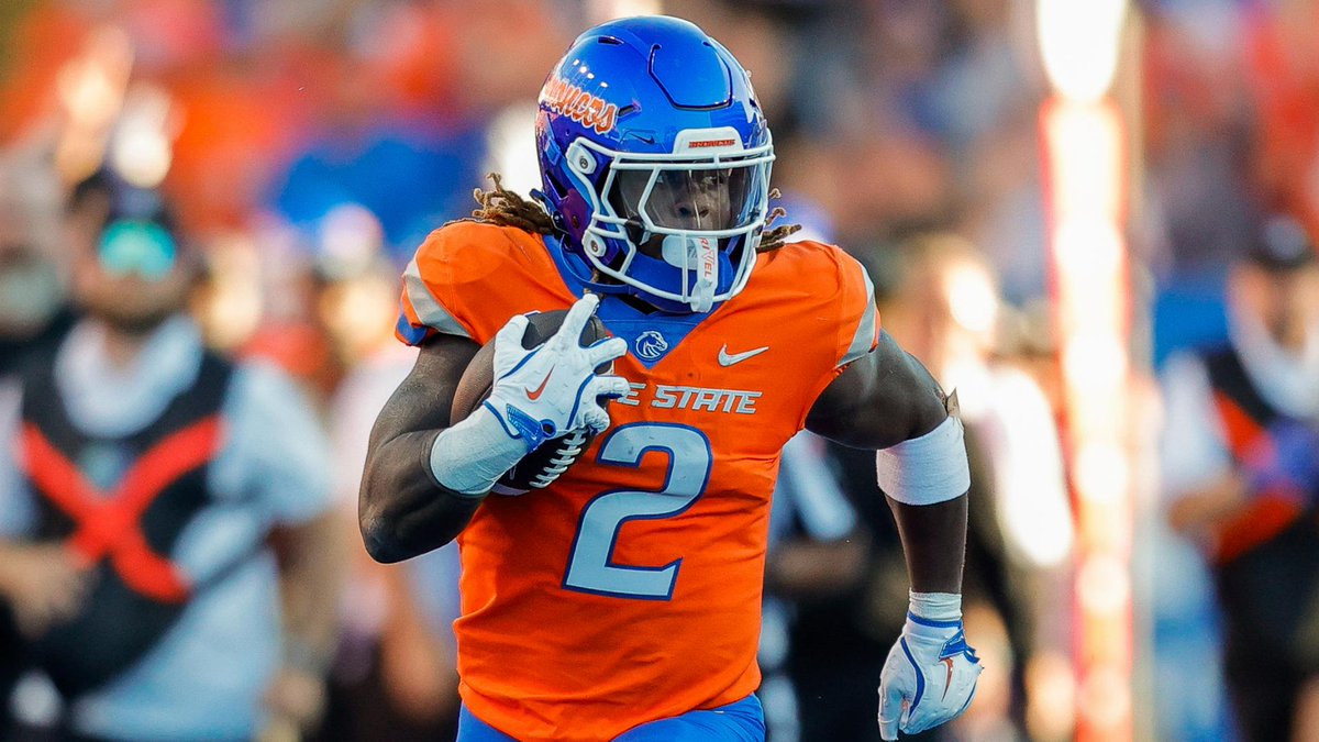Give Ashton Jeanty the Heisman Trophy:

- 271 yds, 6 TD
- 200 yds, 3 TD
- 127 yds, 0 TD
- 266 yds, 4 TD
- 186 yds, 3 TD
- 237 yds, 2 TD
- 139 yds, 1 TD
- 180 yds, 2 TD

Best college running back since Barry Sanders.

Ashton Jeanty didn't even play in the second half of two games.