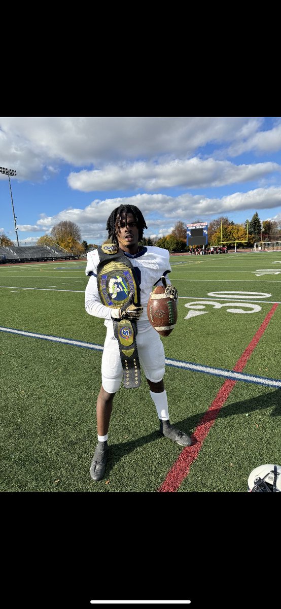 Kaden “BLIZZ” Gibson 5’11 175 JUCO 25’ (@kadengibson13) on Twitter photo 🚨🚨3 solo tackles and 1 interception with a 75 yard return to seal the game with 1 catch allowed against #5 Erie community college . Film dropping soon … <a href="/KrumichSports/">Coach Luke Krumich</a> <a href="/Sussexfootball5/">Sussex Football</a> <a href="/CoachJrob2/">James Robertson</a> 🚨🚨3 solo tackles and 1 interception with a 75 yard return to seal the game with 1 catch allowed against #5 Erie community college . Film dropping soon … <a href="/KrumichSports/">Coach Luke Krumich</a> <a href="/Sussexfootball5/">Sussex Football</a> <a href="/CoachJrob2/">James Robertson</a>