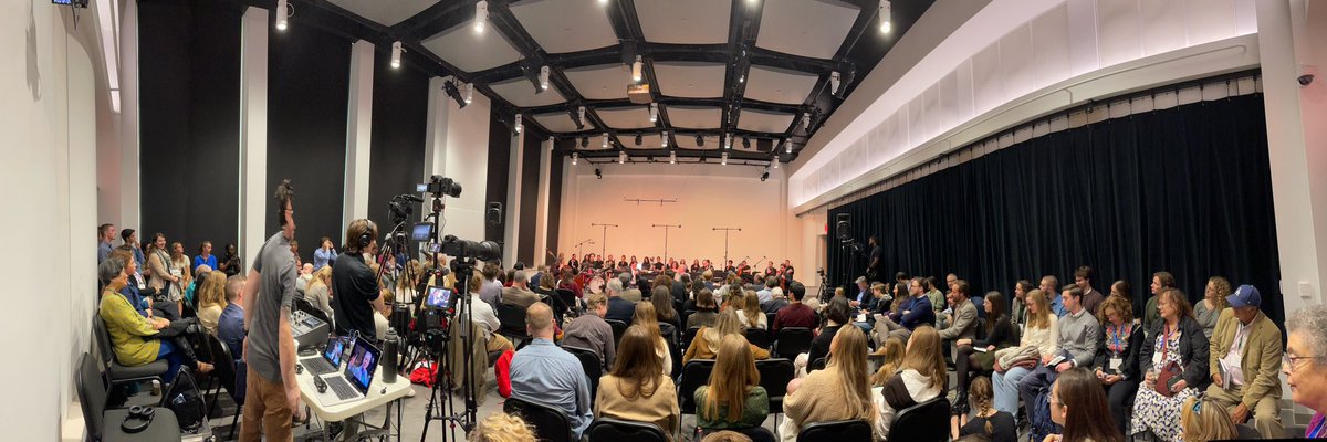 A packed house for the final afternoon sessions of #imaginatioND, our 24th Fall Conference. <a href="/DanaGioiaPoet/">Dana Gioia</a> and <a href="/jjwrightmusic/">J.J. Wright</a> in concert in O’Neill Hall’s LaBar Performance Hall. The closing keynote begins at 8PM, live-streamed at ethicscenter.nd.edu/fclive