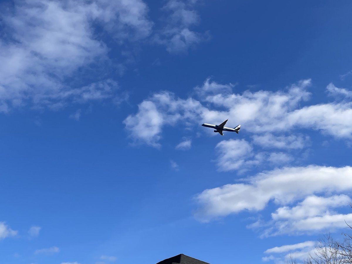 Waving to Air Force One in Moosic 👋