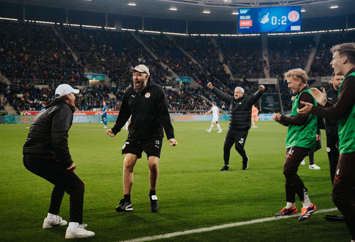 fcstpauli's tweet photo. What a feeling ✨

#fcsp https://t.co/IerPPVMW2F