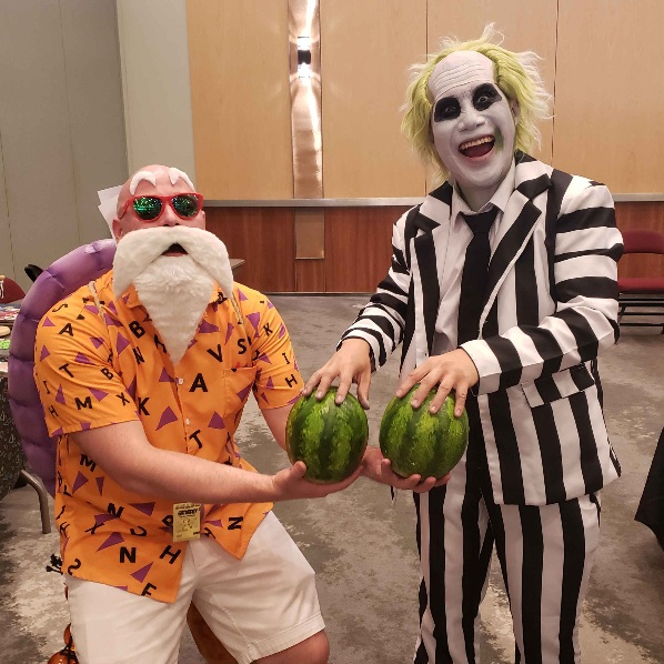 SNAFUCon's tweet photo. SNAFU Con is the destination for both the funny and the creepy! https://t.co/HS0MnlNKlI https://t.co/Qu4sRHkEYX