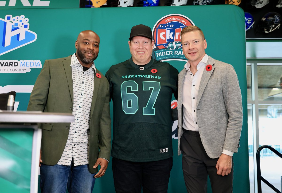 Homegrown stud Dan Clark brings the energy on Countdown to Kickoff 🇨🇦 🏈 

📻Listen: CKRM.STREAMON.FM 
📺YouTube: bit.ly/3zRUFFz

#Saskatchewan #Riders <a href="/DanClark67/">Dan Clark</a> #CFL #GCPlayoffs