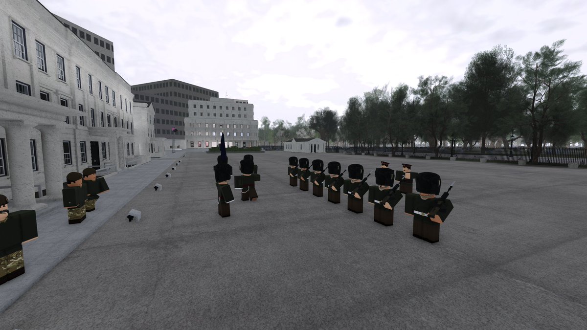 johnsmith_GGrbx's tweet photo. Phew. After a stressful Fit-For-Role Inspection, King's Company can take a breather. It went quite well. Room for improvement for sure, but I'm sure that's same for all. Good effort from everyone. Had a quick drill session hosted by A. Caesar too. https://t.co/OhZEG8bRpj