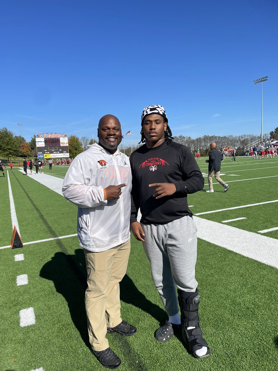 Jaylen hayes (@jgoinupp) on Twitter photo Had a great visit today at <a href="/Gtown_Football/">Georgetown College Football</a> would love to communicate more 💪🏾 Had a great visit today at <a href="/Gtown_Football/">Georgetown College Football</a> would love to communicate more 💪🏾