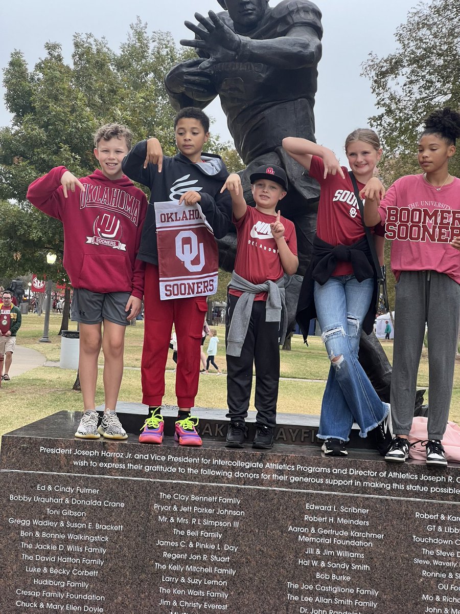 Dr. Karlos K. Hill tweet media