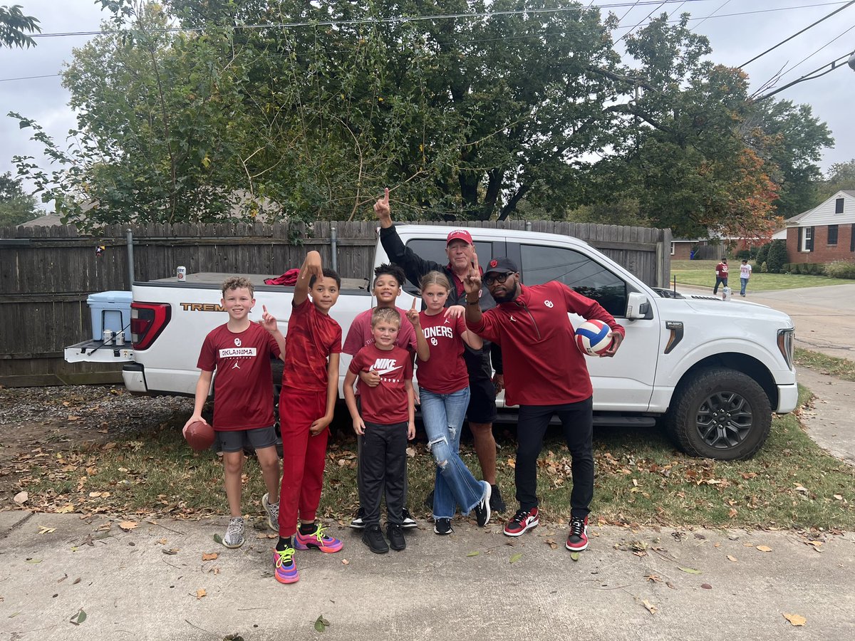 Dr. Karlos K. Hill tweet media