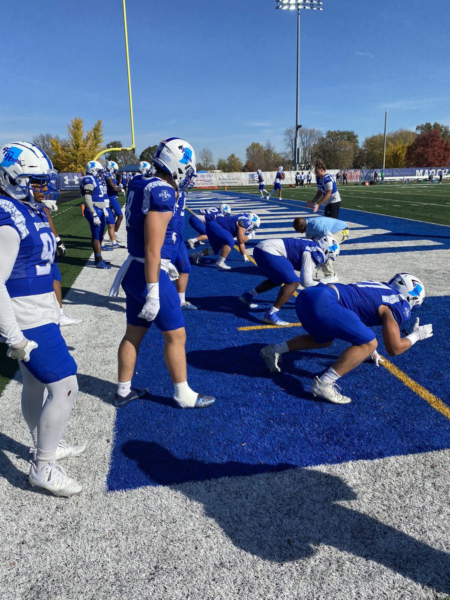 Frank7Bertram's tweet photo. Had a great game day visit at Indiana State University thanks for having me game was great! @COACHCOFFER @coachspinks317 @BenDavisFB @GiantAthletics https://t.co/1qZyRFeWV2