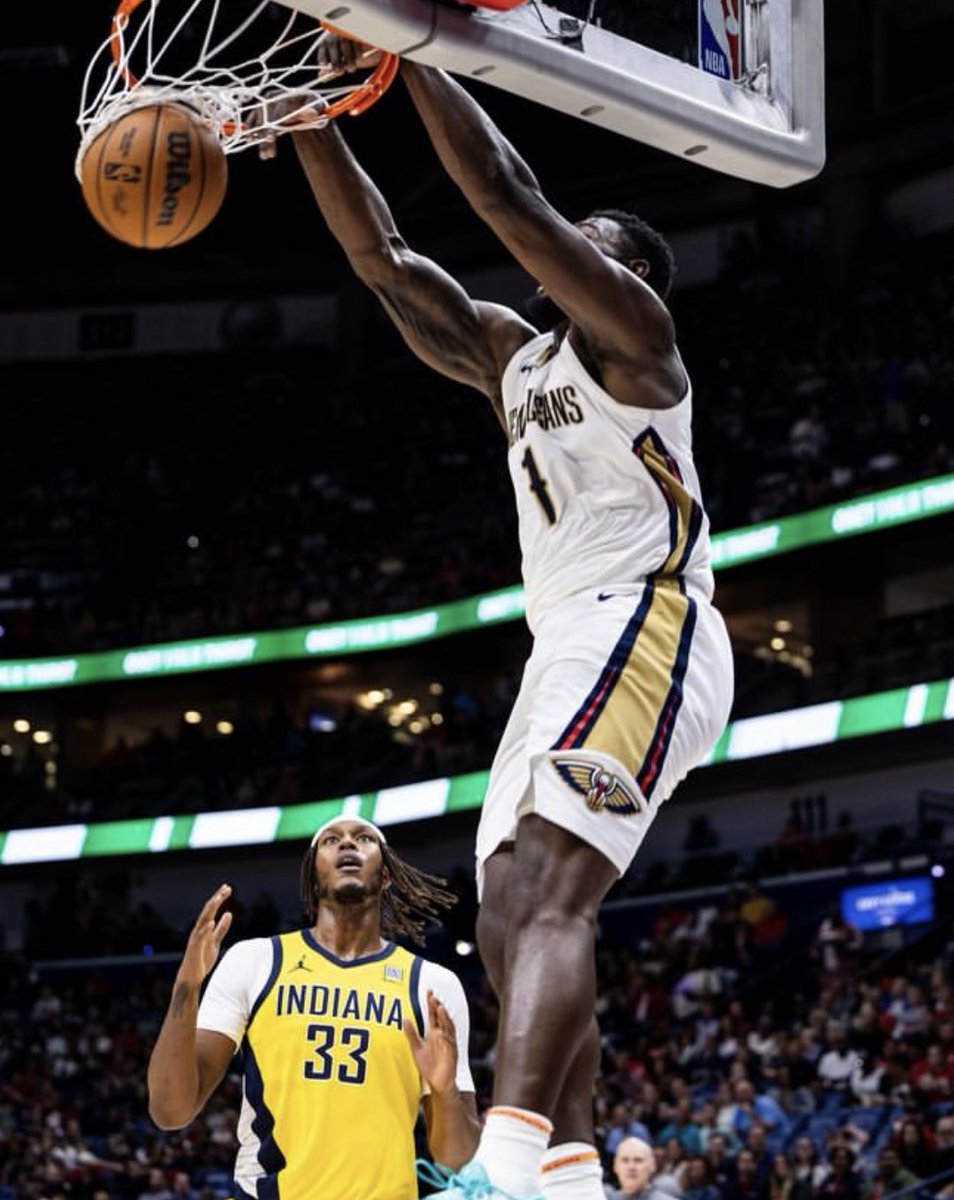 𝐃𝐔𝐍𝐊 🏀

Zion Williamson can’t stop dunking 🔥

📸credit - @nba 

#nba #zionwilliamson @zionwilliamson