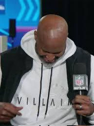 NicholasLerma's tweet photo. @DumasMike Me realizing and loving people calling my team a bully. https://t.co/F2BcQ93IXL