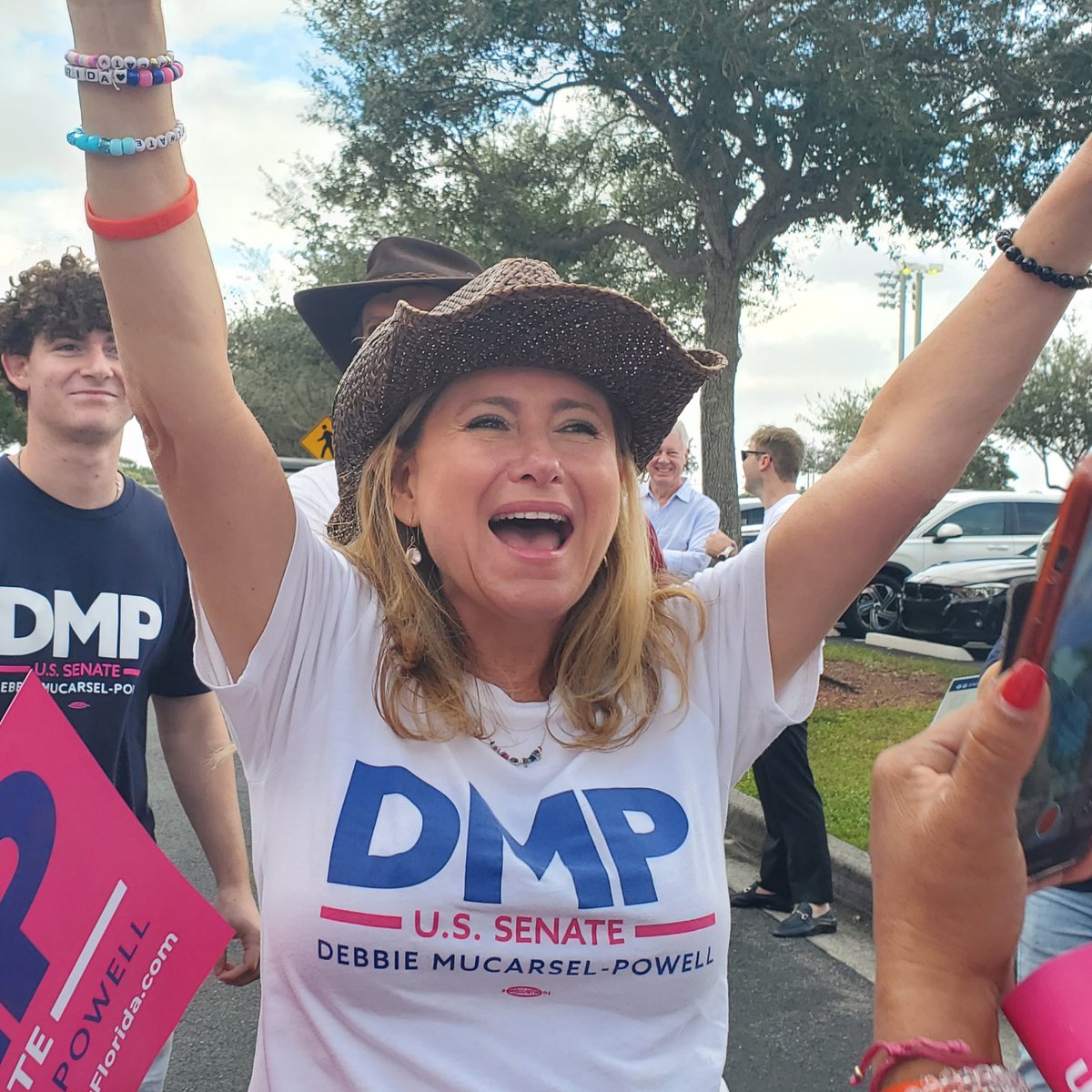 Debbie Mucarsel-Powell tweet media