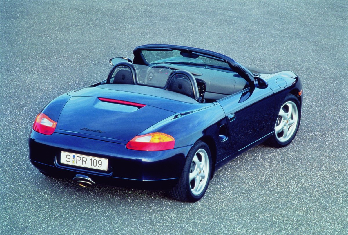 NoSpeedLimit_it's tweet photo. #Porsche's 2002 Model Year Program: #PorscheBoxster
Displacing 2.7 litres in six cylinders, the engine develops maximum output of ...
For more: https://t.co/YfKjjC8ANP
#porschehistory #porscheheritage #thereisnosubstitute #porschebrochure #automobilia #Variocam #Boxster https://t.co/yGnVfgmDbO
