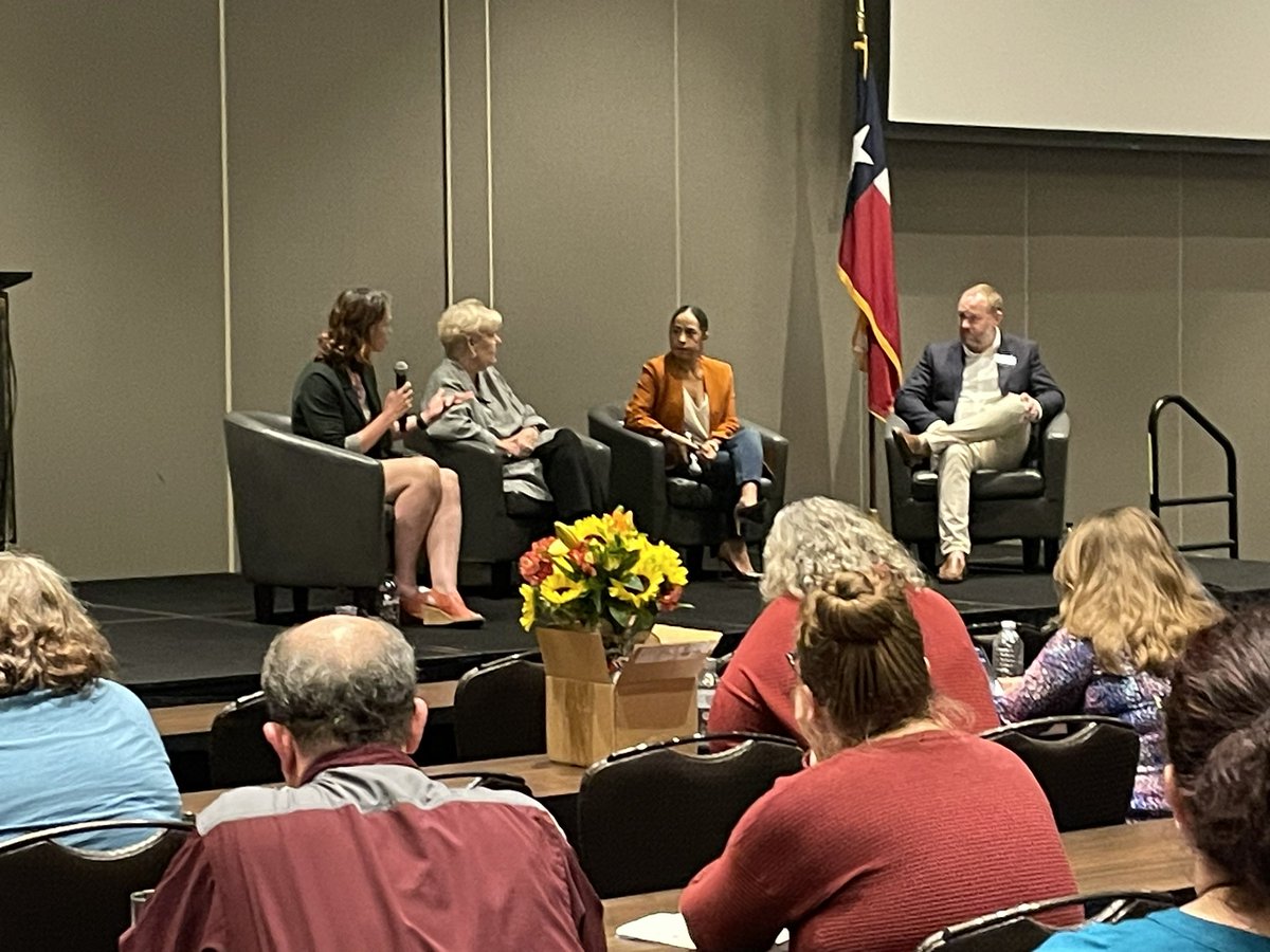 socialstudiestx's tweet image. #txcssAdvocacy with State Board of Education Members moderated by @meg_dougherty @MrMattCampbell 

#txcss2024