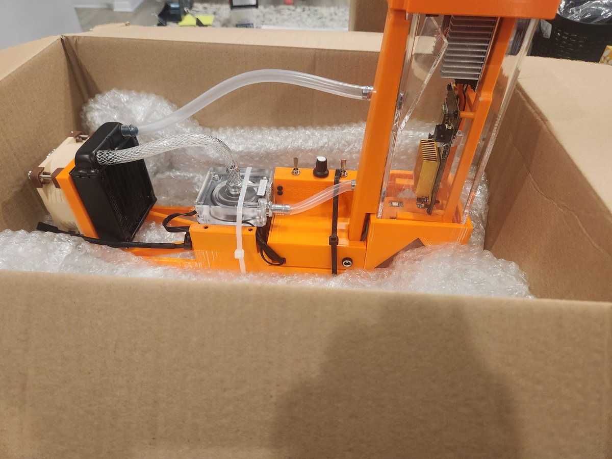 HC_SoloSatoshi's tweet image. Welcome to America, gorgeous! 😎💪🏻🔥🔥

Great work by @MolonLabeVC  he is a LEGEND! Everyone check out his work he&apos;s got some amazing things happening! 

@SoloSatoshi #ImmergeAxe