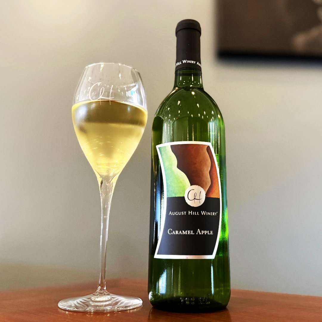 Remember caramel apples? Here’s the adult version.🥂🍏

#wine #winelover