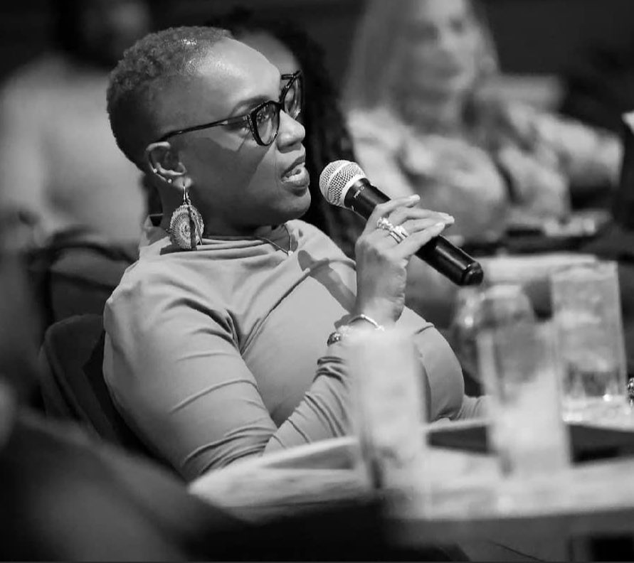 SashaCenter1's tweet photo. As a leading expert and critic I am heartbroken and outraged by the tragic loss of 13-year-old Naziya Harris, whose life was snuffed out right under our noses. 

Naziya was a child, deserving safety, love, and protection. 

#JusticeForNaziya #EndViolenceAgainstBlackWomen https://t.co/bFjUSpMXYe