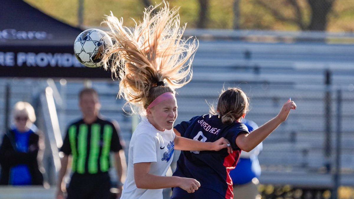 Harper Ward heads the ball during the first period but Sacred Heart leads 1-0 Lexington Catholic at the half. <a href="/HLpreps/">Jared Peck</a> <a href="/heraldleader/">Lexington Herald-Leader</a> <a href="/KentuckySports/">Herald-Leader Sports</a>