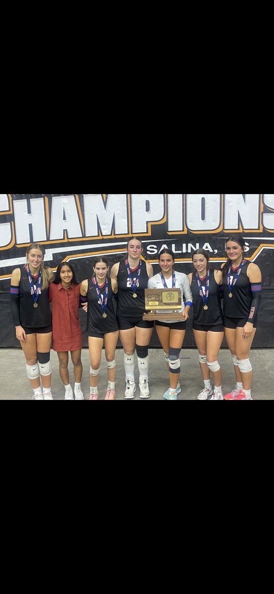 Travis Brown tweet media