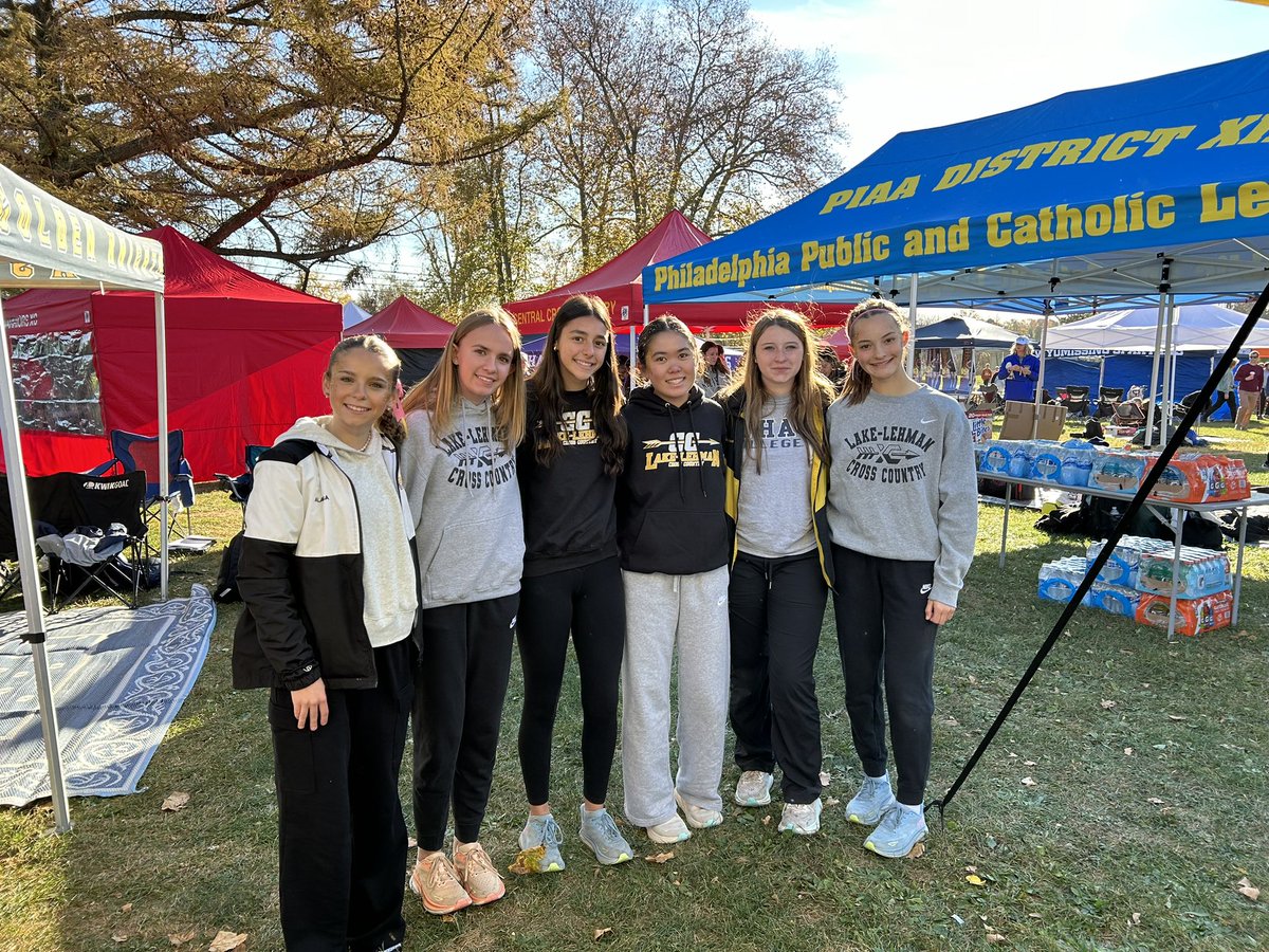 knightsxcountry's tweet photo. PIAA XC State Championship Meet! @PIAASports @PennTrackXC @LLKnightsSports https://t.co/OE0p0Vx5yZ