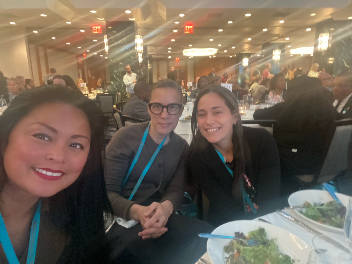 Jenn Carreon tweet media