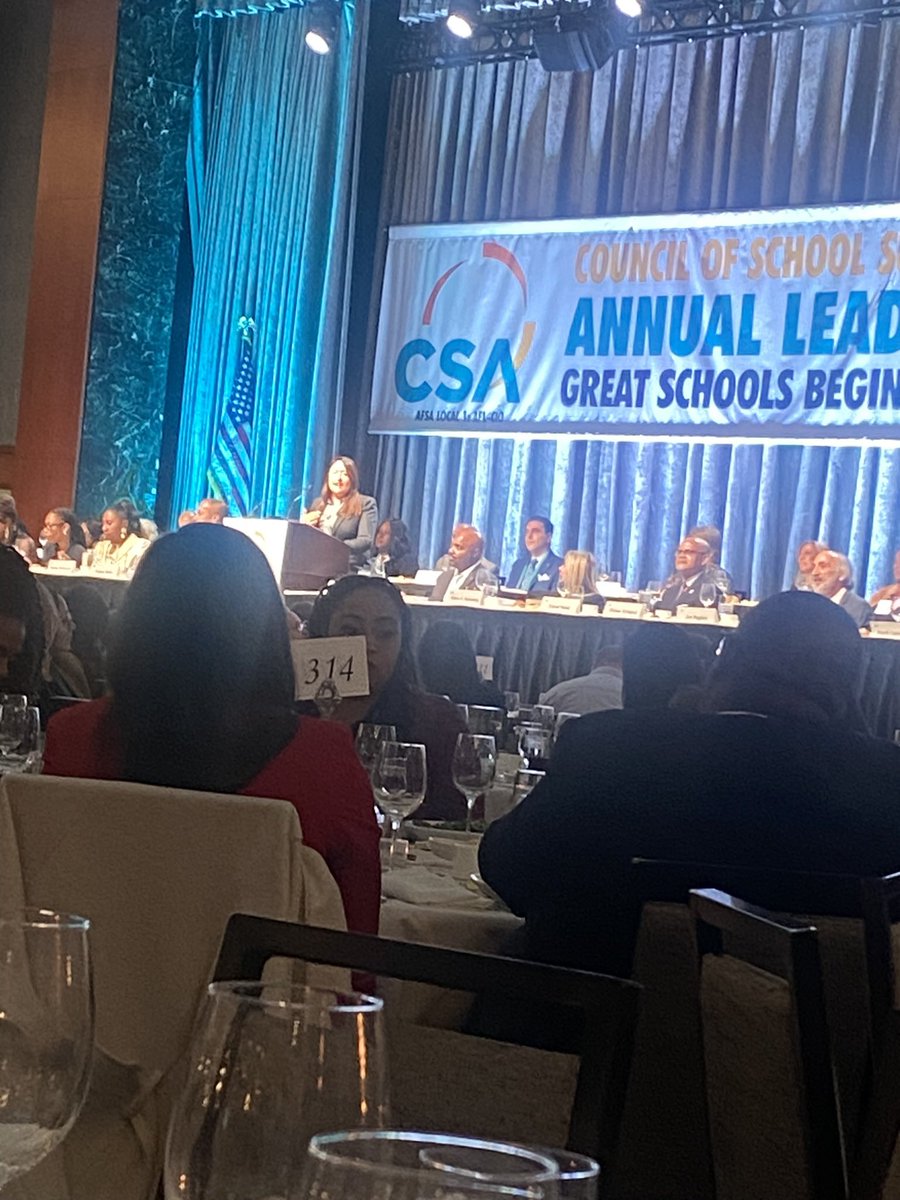 Jenn Carreon tweet media