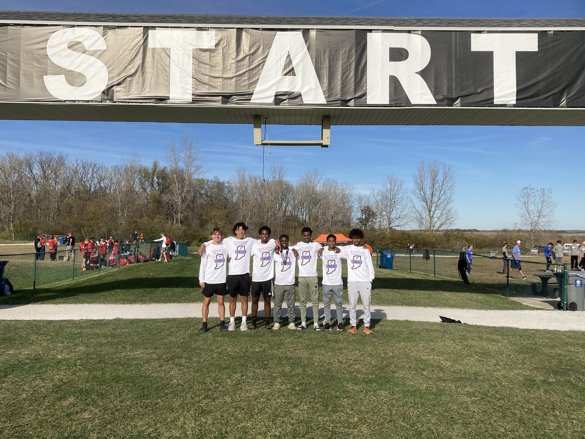 And that’s a wrap on our season! It’s been a memorable and historic one! Sad to see it come to a close but incredibly PROUD of what this team and these young men have accomplished this season!

<a href="/GiantAthletics/">Ben Davis Giants</a> <a href="/BenDavisHS/">Ben Davis High School</a> <a href="/WayneTwpSuper/">Dr. Jeff Butts</a> 

A State 🧵
