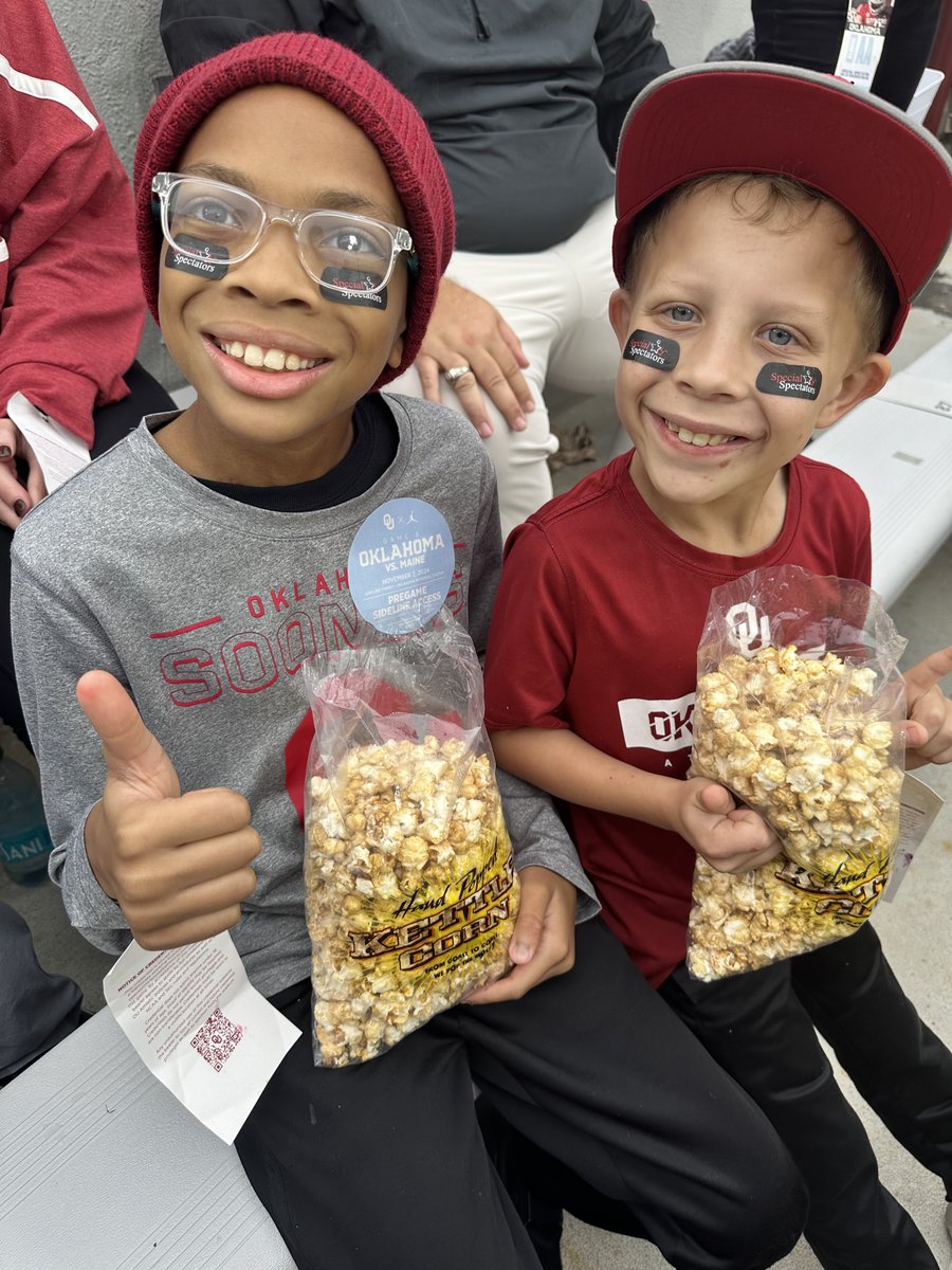 Special Spectators tweet media