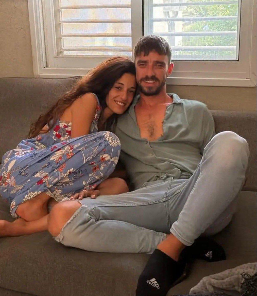 heart_israeli's tweet image. Arbel and Ariel have been hostages for over a year. 💔

Don’t let them be forgotten! 🎗️