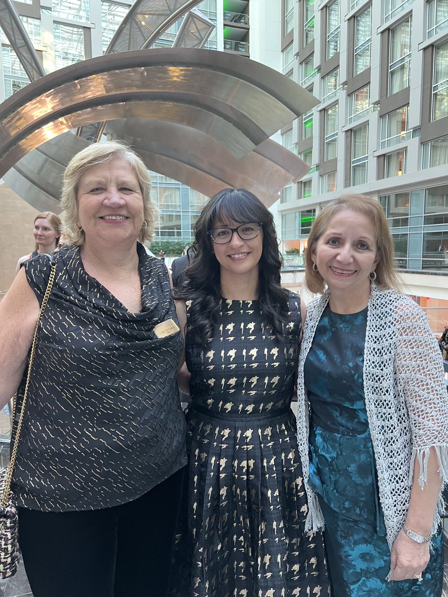 Roxana Chicas (@nursechicas) on Twitter photo Feeling incredibly honored to have the best mentors in the world: <a href="/LmccaulMcCauley/">Linda McCauley</a> and <a href="/PennNursingDean/">Antonia Villarruel</a> Here’s to making more good trouble! #MentorshipMagic Feeling incredibly honored to have the best mentors in the world: <a href="/LmccaulMcCauley/">Linda McCauley</a> and <a href="/PennNursingDean/">Antonia Villarruel</a> Here’s to making more good trouble! #MentorshipMagic