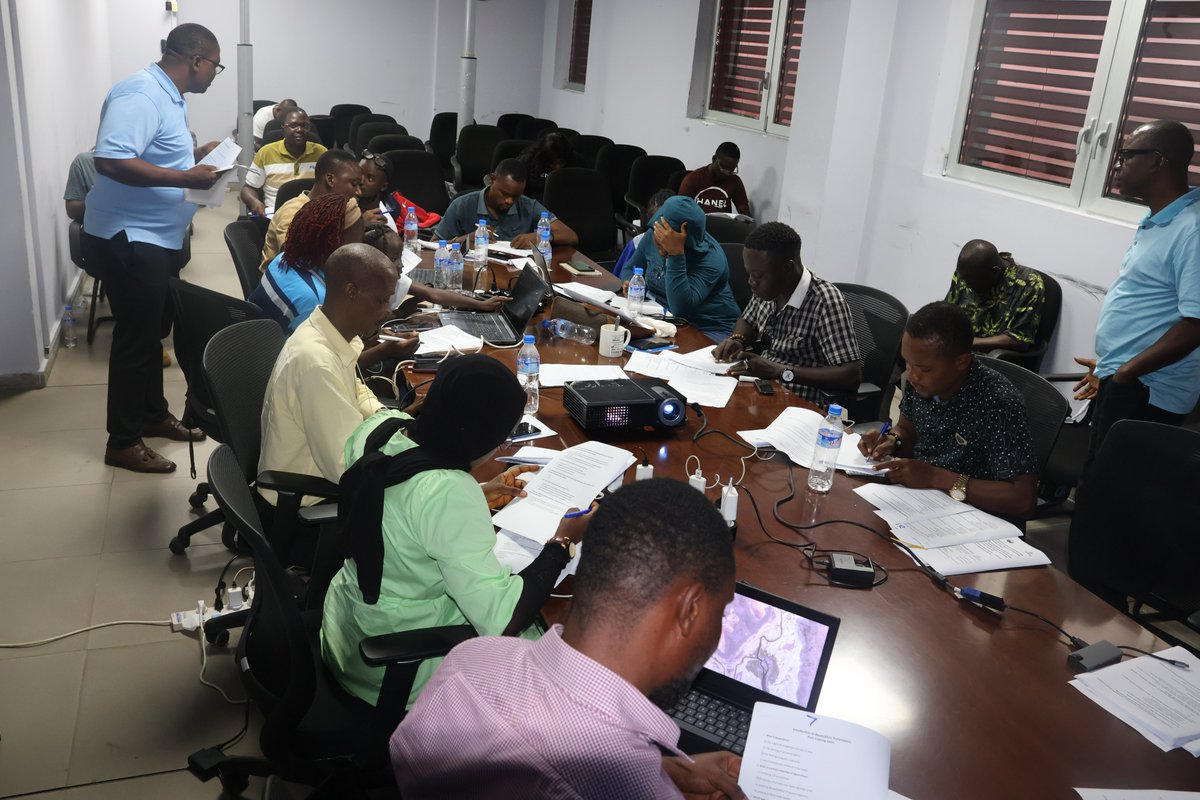 LSMF_P's tweet photo. @LSMF_P  has successfully wrapped up a three-day training for media professionals on fisheries reporting in Liberia. https://t.co/1ybokwG2Oz https://t.co/3hzRe9vTgv
