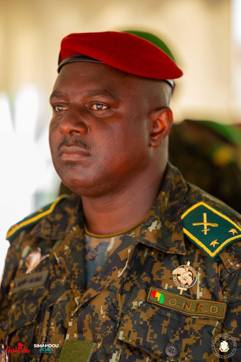 🔴 #Décret | Général Abdoulaye KEITA, nommé Chef d’Etat Major de l’armée de terre.