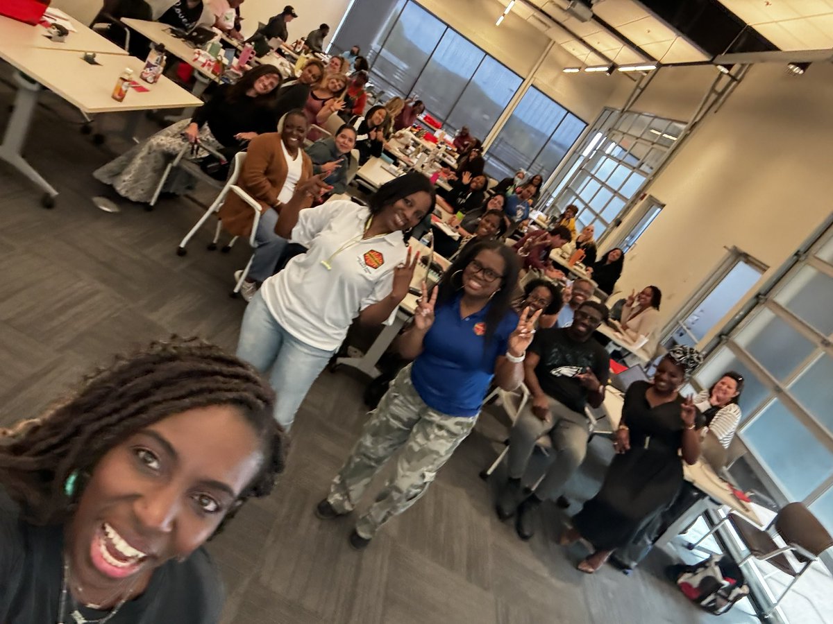 FCSVanguard's tweet photo. Just like that @FCSVanguard New Members completed their Adobe Creative  Course. Thank You @cmwatson2010 for an engaging PD today. @AdobeForEdu @FCS_InstrTech @fultonitdept @EndicottSpot @HeatherVanlooy https://t.co/u2JlgdKhvK