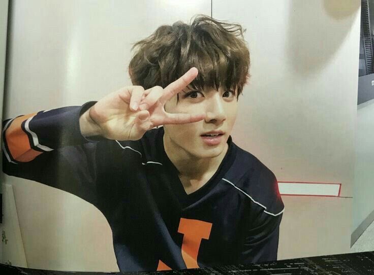yazkkookie's tweet photo. #taekookau-  So high School⭐️!

Jungkook, un omega capitan del equipo de hockey se ve en la necesidad de trabajar junto con el capitan de baloncesto, taehyung, el alfa mas codiciado. 

O donde taehyung y jungkook no soportan ni respirar al lado del otro

-#autaekook #auvkook https://t.co/XrQrHeyoKB