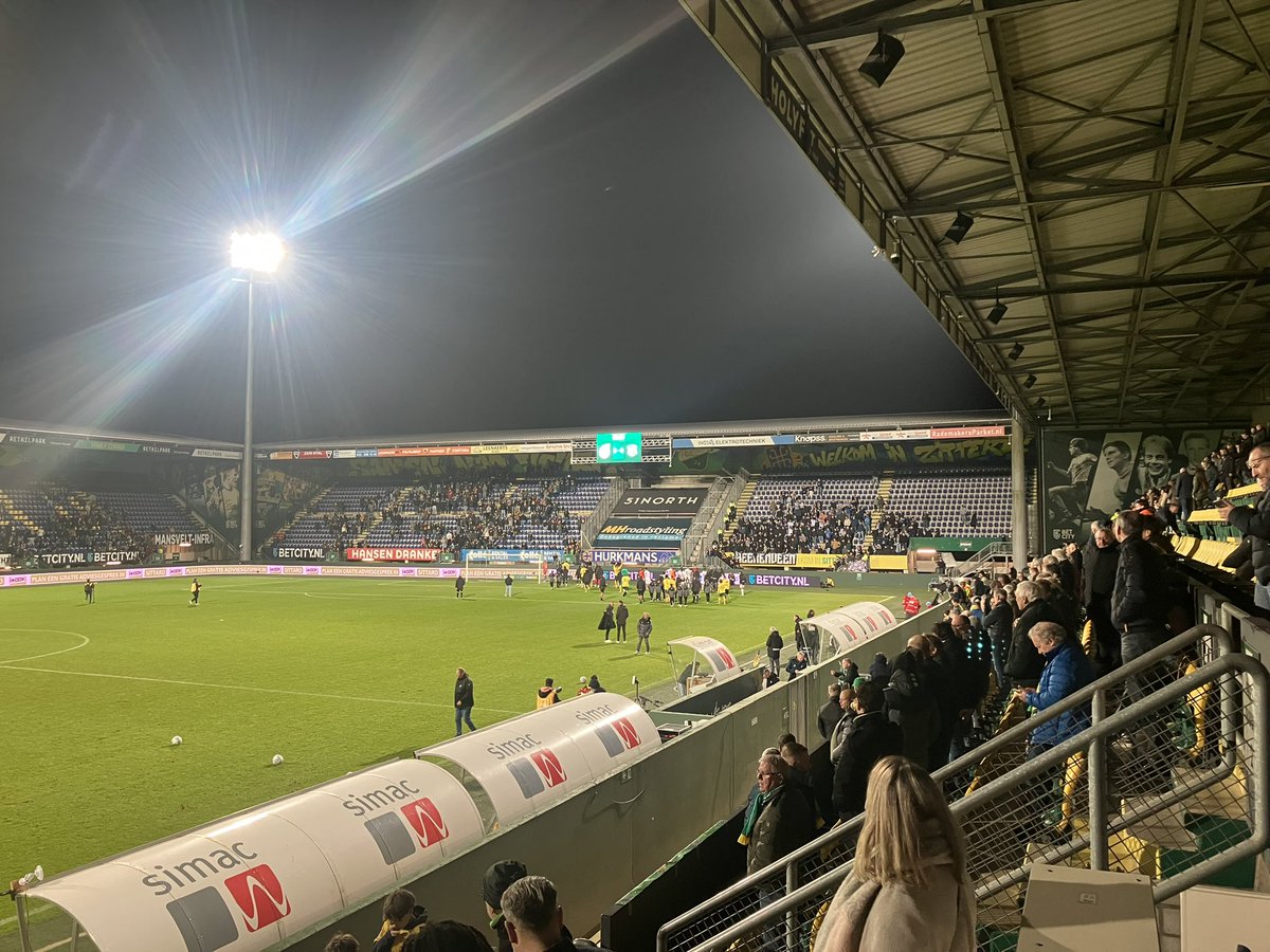 Sander de Vries tweet media