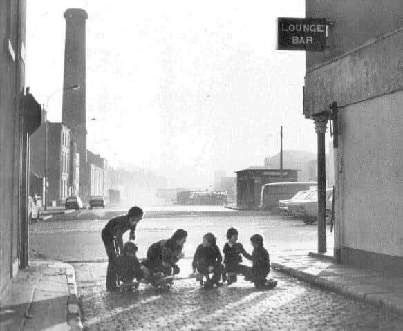 veryrobert's tweet photo. Anyone know anything about this photo? My Dad is pretty confident it’s a photo of his brothers playing near his old house beside the Cobblestone. I’d love to track down a high-res version. https://t.co/UipNwYNX8X