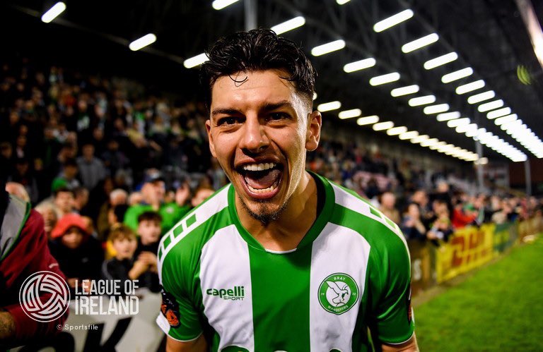 𝐒𝐚𝐯𝐢𝐨𝐮𝐫 𝐭𝐡𝐞 𝐌𝐨𝐦𝐞𝐧𝐭𝐬

In this together 💪

#Seagulls 🟢⚪️

📸 Tyler Miller/Sportsfile