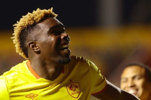 TUIT IMPOPULAR:

Michael Carcelen merece selección hace rato!