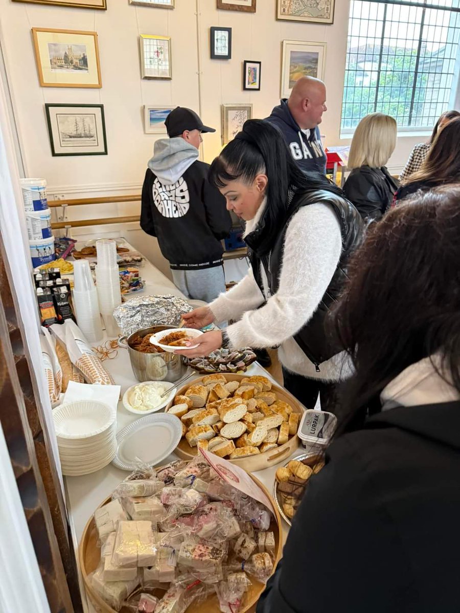 A night of Ukrainian cinema and community spirit! 🎞️🇺🇦 Thank you to everyone who came out. #Ukraine #FilmNight #HomesforUkraine